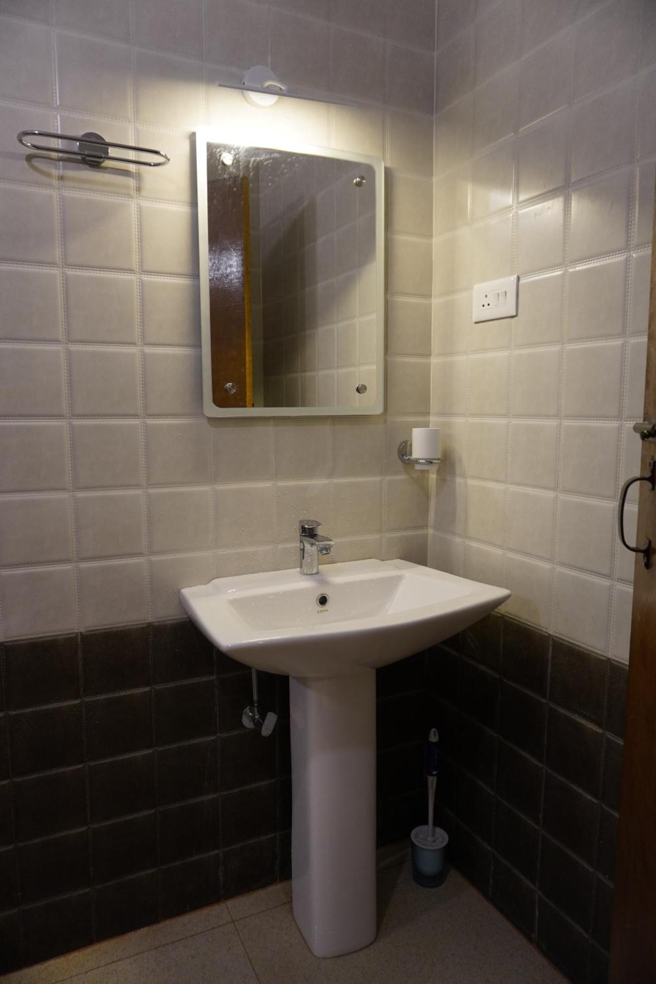 Farsal Villa Srinagar  Ngoại thất bức ảnh